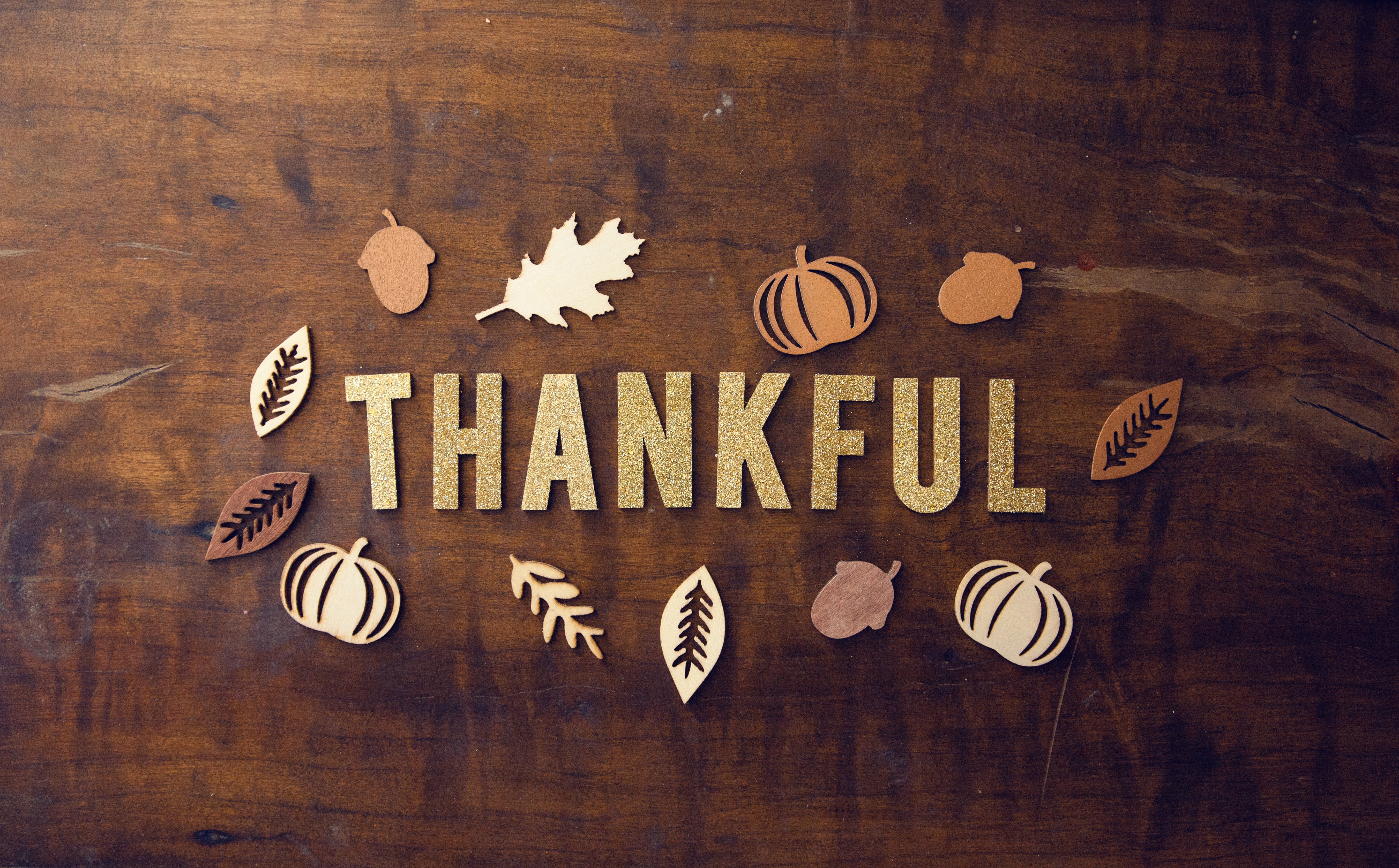 HD wallpaper, Thankful, Wooden Background, Thanksgiving Day, Glitter Letters, 5K
