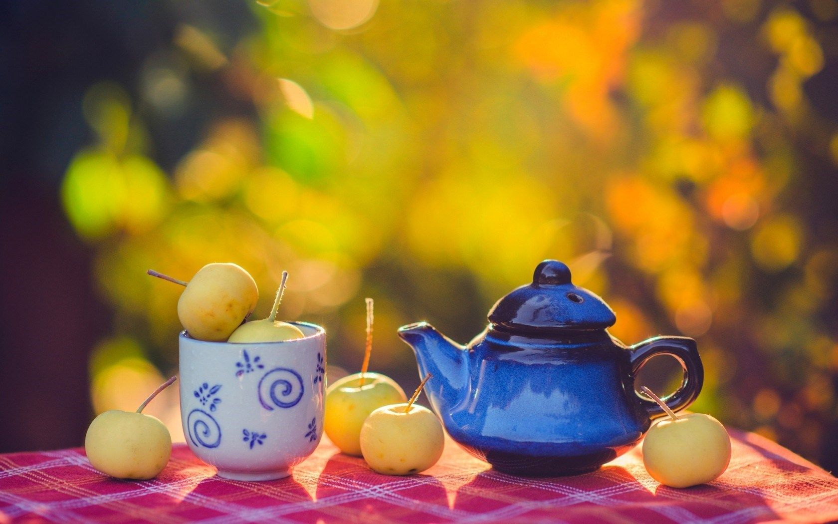 HD wallpaper, Cup, Autumn, Table, Teapot, Apples