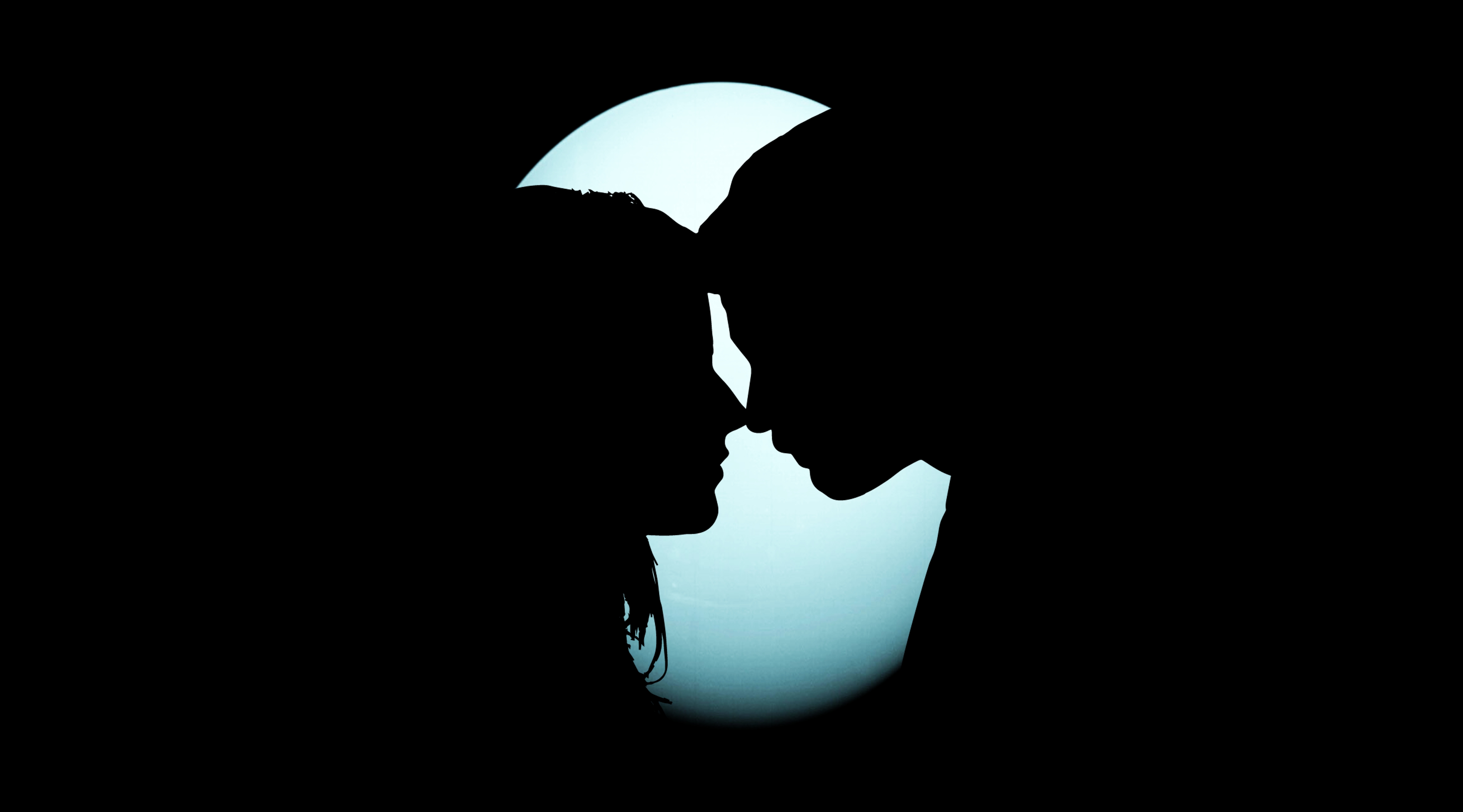 HD wallpaper, 5K, Moon, Together, Couple, Black Background, Silhouette, Romantic