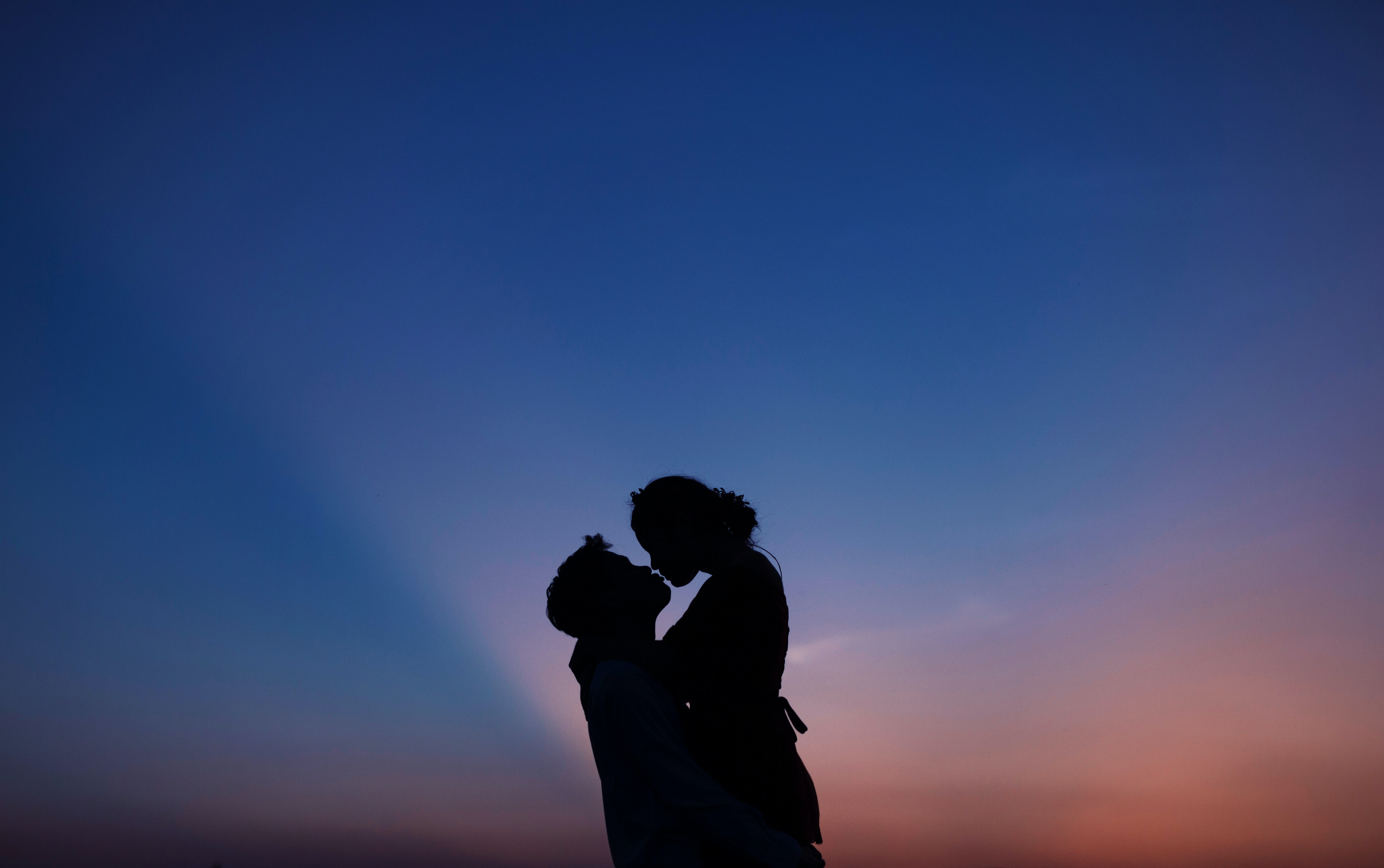 HD wallpaper, Sunset, Couple, 5K, Silhouette, Romantic Kiss, First Kiss
