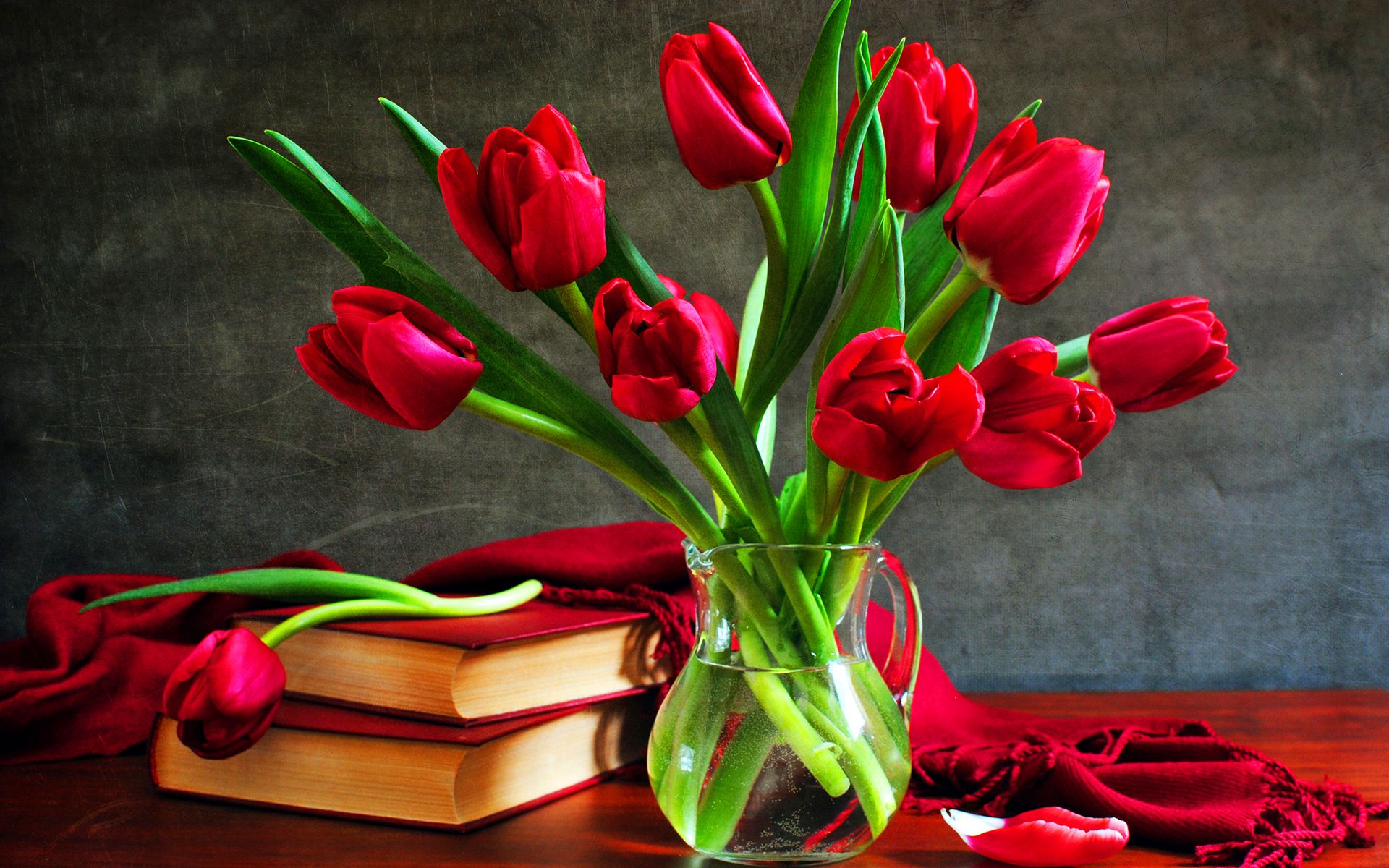 HD wallpaper, Vase, Books, Grunge, Tulips