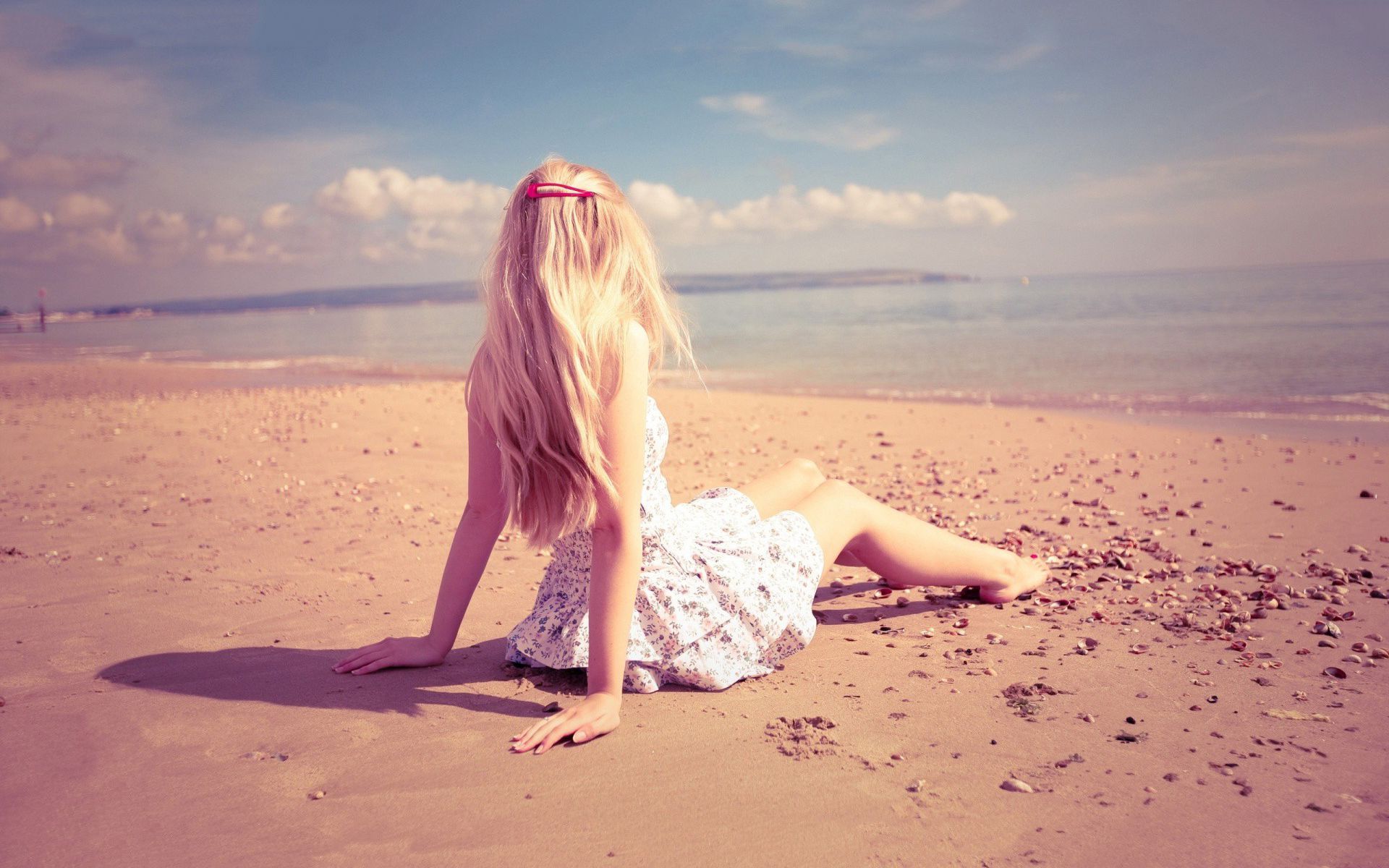 HD wallpaper, Sitting, Lonely, Beach, Girl, On
