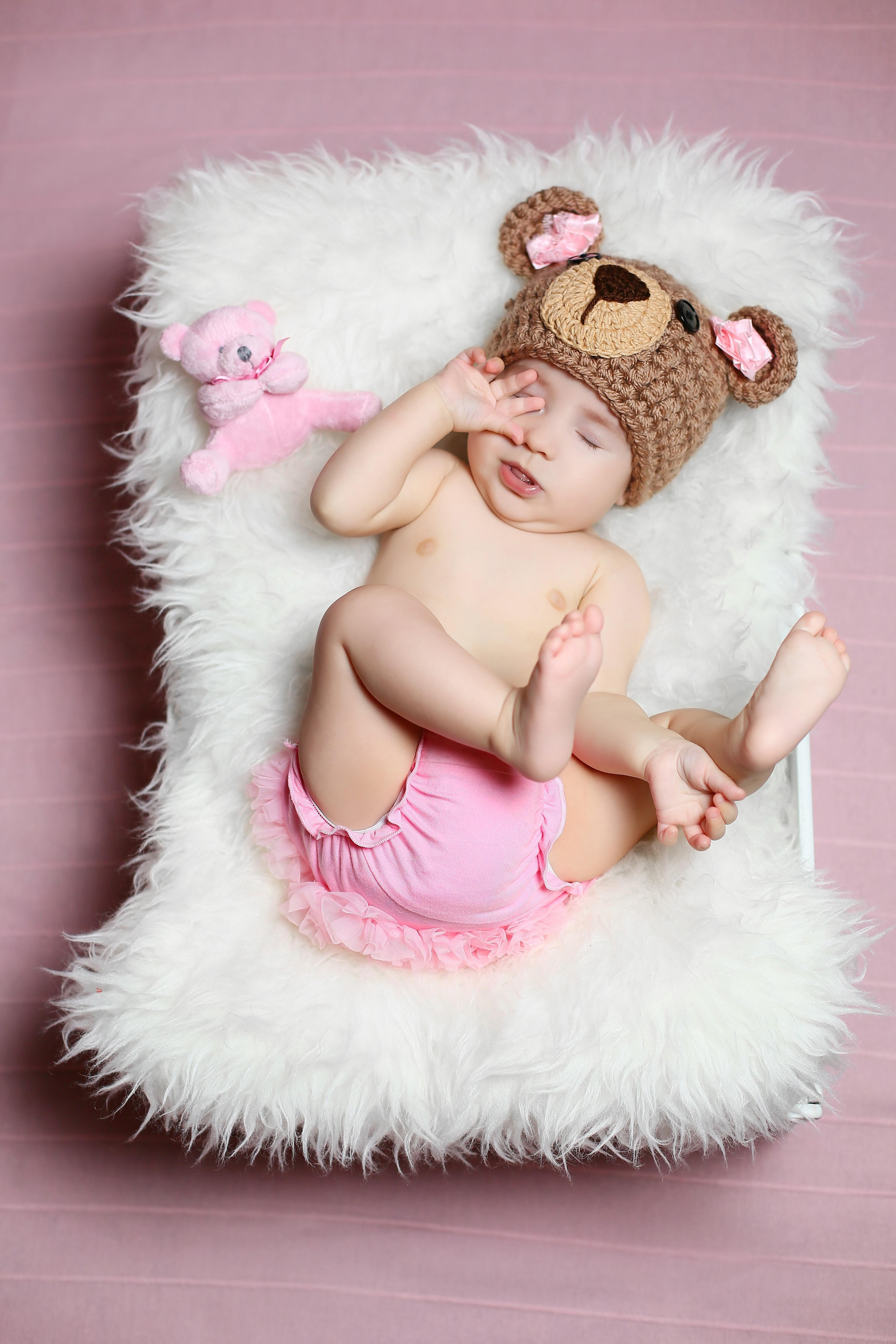 HD wallpaper, Colored Background, Winter Hat, Infants, Teddy Bear