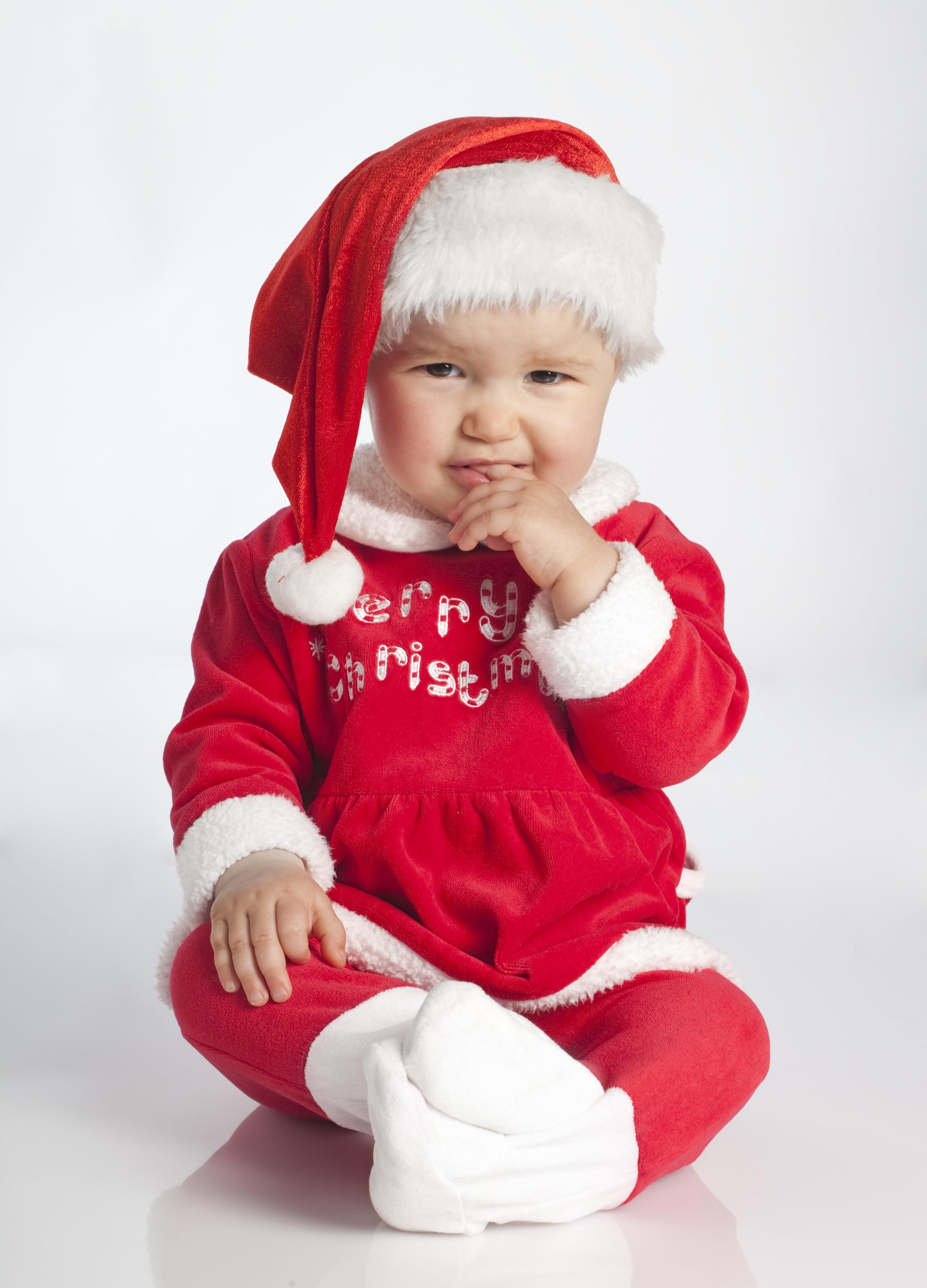 HD wallpaper, Uniform, Glance, Winter Hat, Christmas, Infants